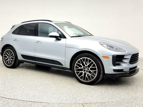Used 2020 Porsche Macan image 3
