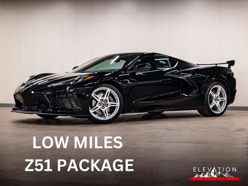 Used 2023 Chevrolet Corvette Stingray Coupe w/ Z51 Performance Package RWD image 1