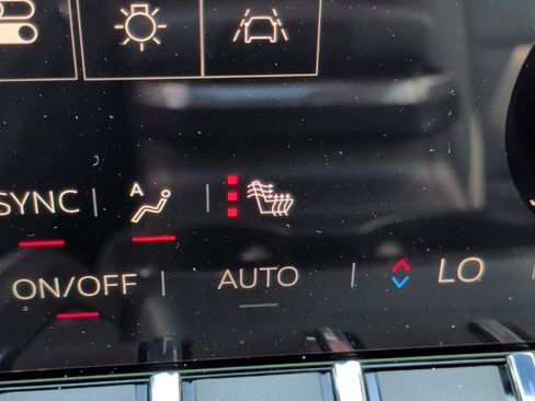 New 2026 GMC Terrain AT4 w/ Technology Package II AWD/4WD image 27