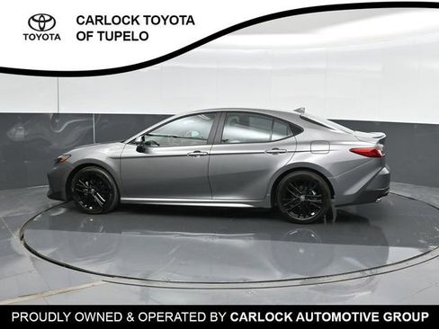 Used 2026 Toyota Camry SE image 8