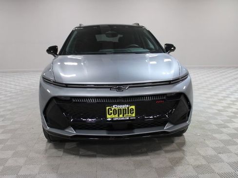 New 2026 Chevrolet Equinox EV RS image 3