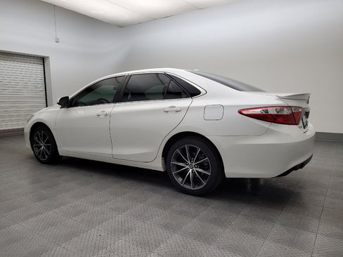 Used 2016 Toyota Camry XSE image 3