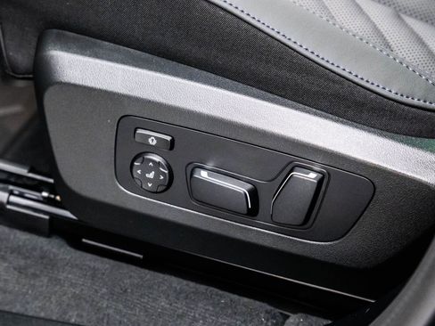 New 2025 BMW X3 xDrive30i w/ M Sport Package image 24