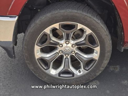 Used 2019 RAM 1500 Limited AWD/4WD image 4