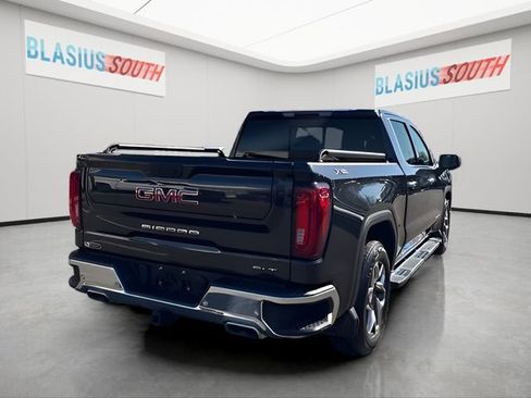 Used 2022 GMC Sierra 1500 SLT w/ SLT Premium Plus Package AWD/4WD image 5