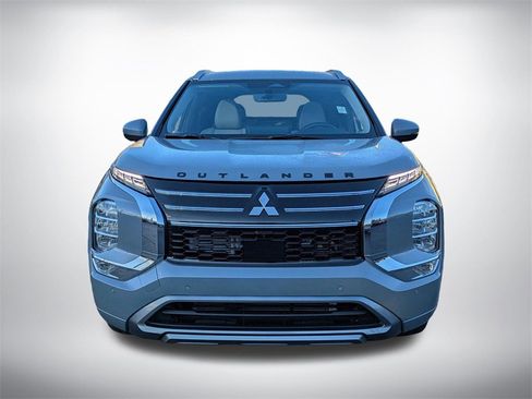 New 2026 Mitsubishi Outlander SEL image 9