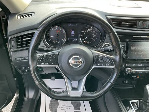 Used 2018 Nissan Rogue SL w/ Premium Package AWD/4WD image 24