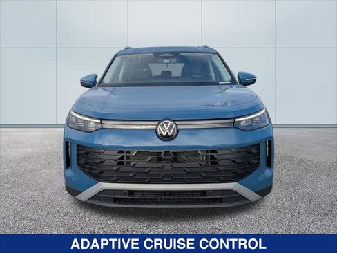 New 2025 Volkswagen Tiguan SE AWD/4WD image 8