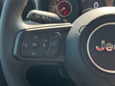 Used 2024 Jeep Wrangler Sport S image 16