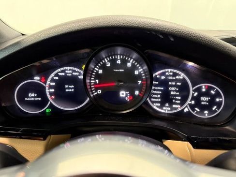 Used 2019 Porsche Cayenne AWD/4WD image 18