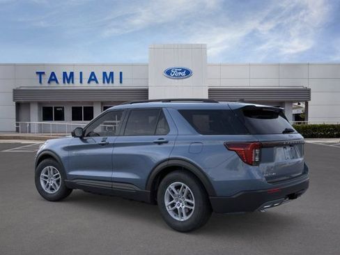 New 2026 Ford Explorer Active w/ Active Comfort Package RWD image 4