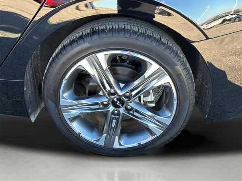 Used 2024 Kia K5 EX w/ EX Premium Package image 40