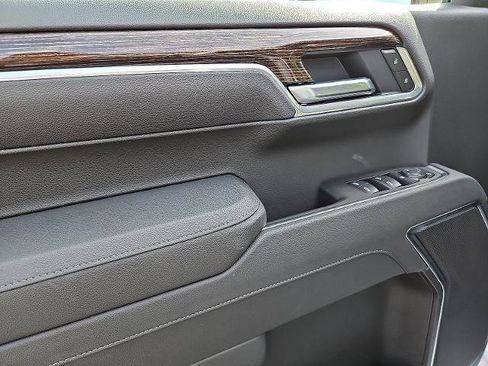 New 2026 GMC Sierra 1500 Elevation image 10