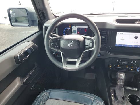 Used 2023 Ford Bronco 4-Door AWD/4WD image 12