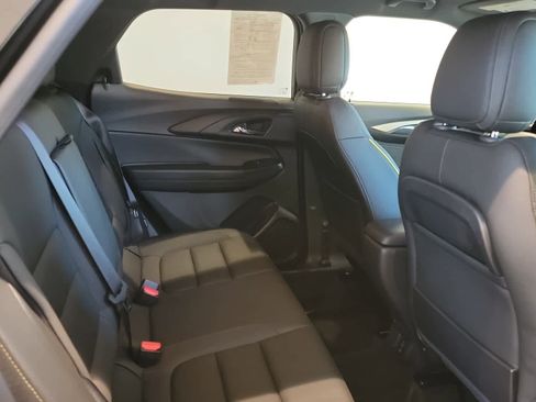 Used 2025 Chevrolet TrailBlazer ACTIV w/ Convenience Package image 18