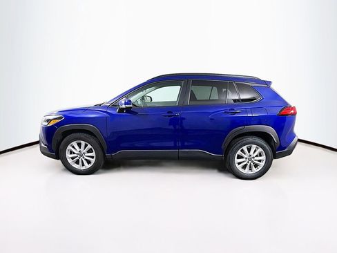 Used 2022 Toyota Corolla Cross LE image 4