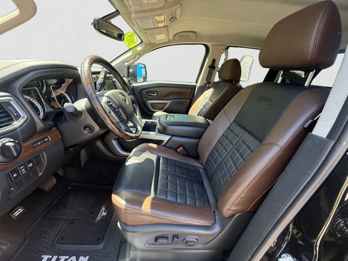 Used 2019 Nissan Titan Platinum Reserve w/ Platinum Utility Package AWD/4WD image 22