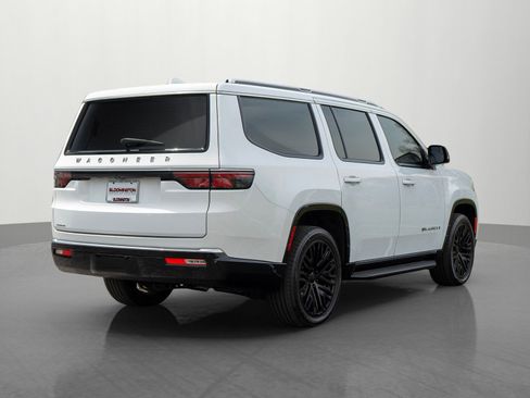 Used 2023 Jeep Wagoneer 4WD w/ Convenience Group I image 7