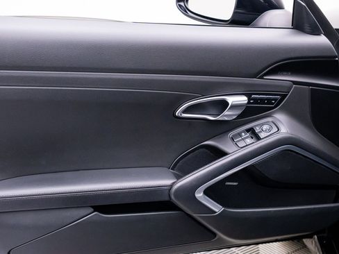 Certified 2017 Porsche 911 Carrera RWD image 14