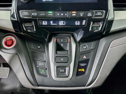 Used 2019 Honda Odyssey EX-L image 24