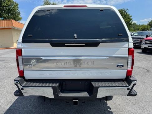 Used 2018 Ford F250 King Ranch w/ King Ranch Ultimate Package AWD/4WD image 3