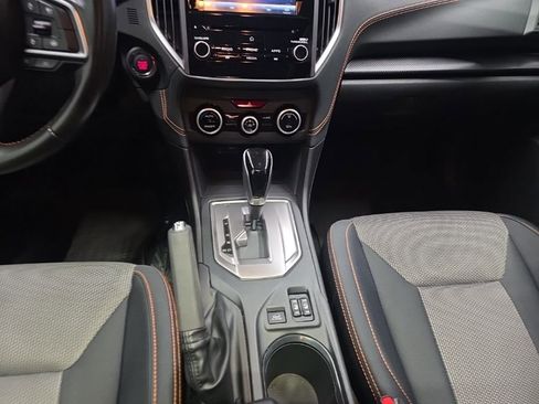 Used 2021 Subaru Crosstrek 2.0i Premium w/ Moonroof Package AWD/4WD image 13