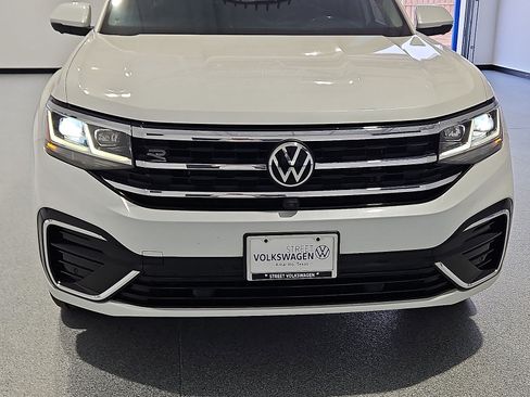 Used 2023 Volkswagen Atlas SEL Premium AWD/4WD image 17