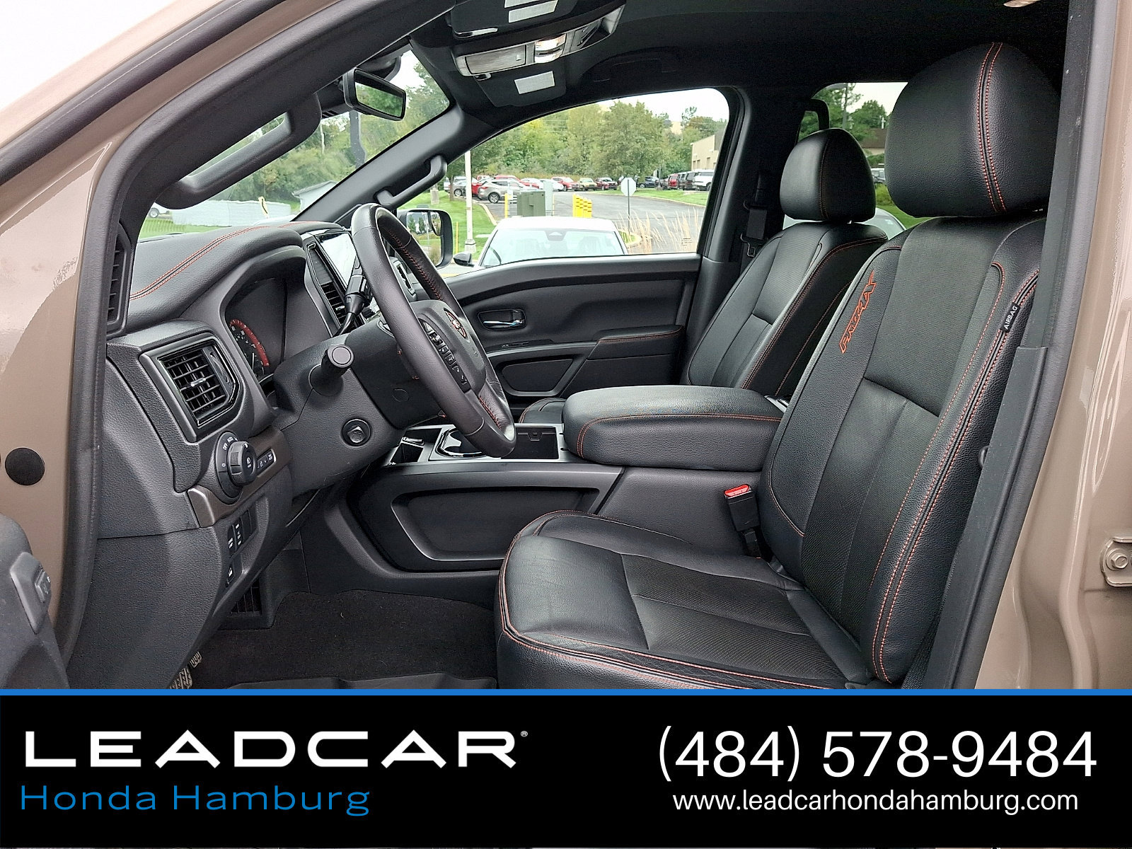 Used 2023 Nissan Titan PRO-4X w/ Pro-4x Convenience Package AWD/4WD image 14