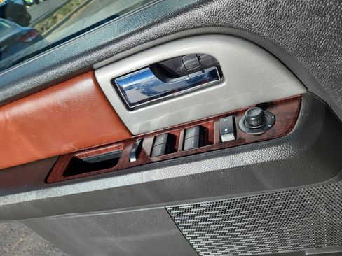 Used 2014 Ford Expedition King Ranch image 16