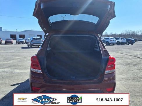 Used 2022 Chevrolet Trax LT w/ Driver Confidence Package image 10