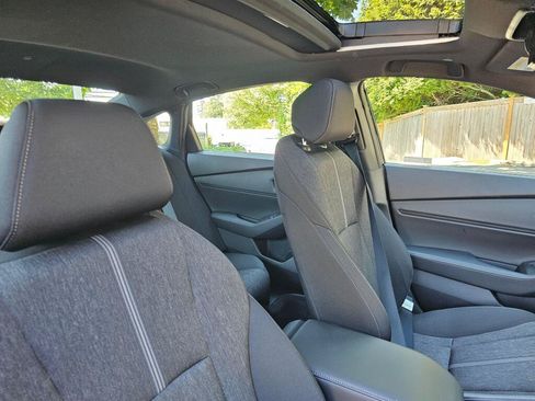 Used 2023 Honda Accord Sport image 11