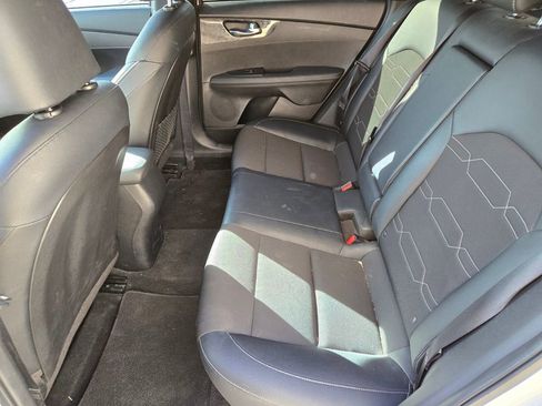 Used 2023 Kia Forte GT-Line image 7