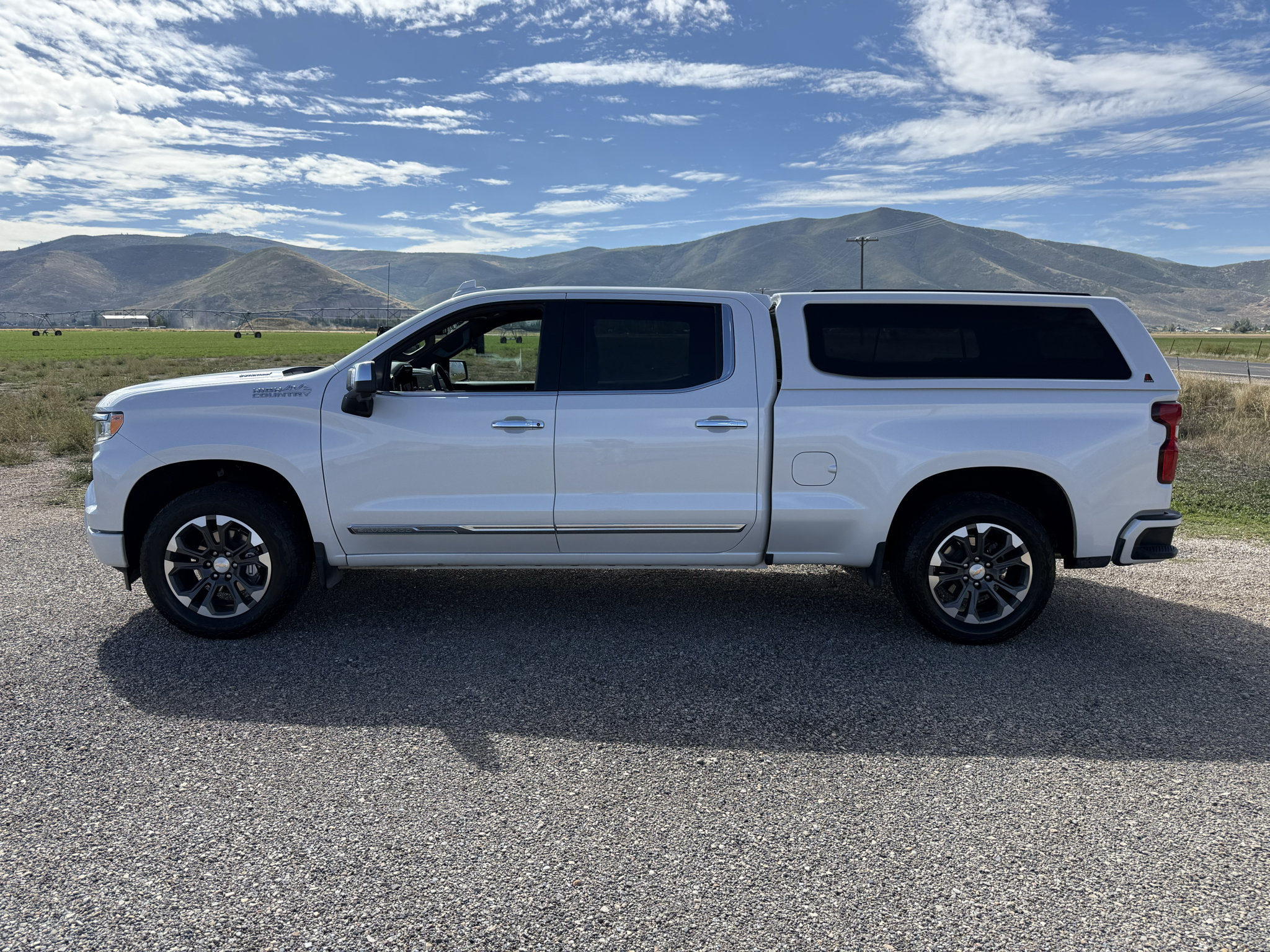 Used 2023 Chevrolet Silverado 1500 High Country AWD/4WD image 4