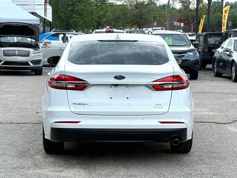 Used 2020 Ford Fusion SE FWD image 6