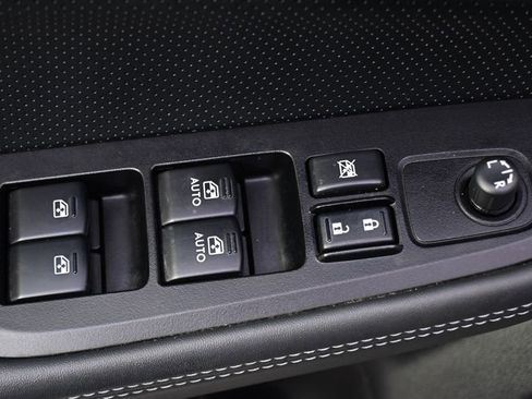 Used 2017 Subaru Outback 2.5i Limited w/ Popular Package #5 image 23