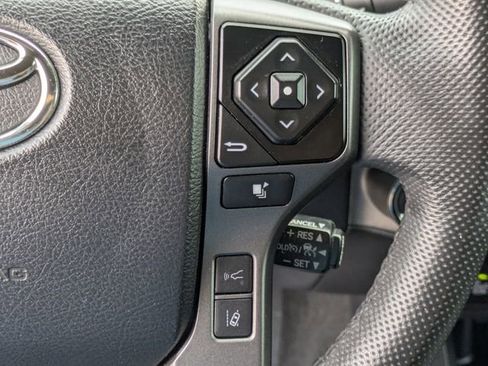 Used 2023 Toyota Tacoma TRD Sport image 19