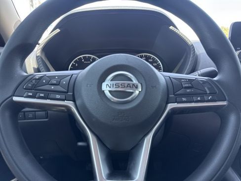 Certified 2022 Nissan Sentra S w/ Lighting Package FWD image 16