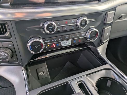 New 2025 Ford F150 Lariat w/ Equipment Group 501A Mid image 34