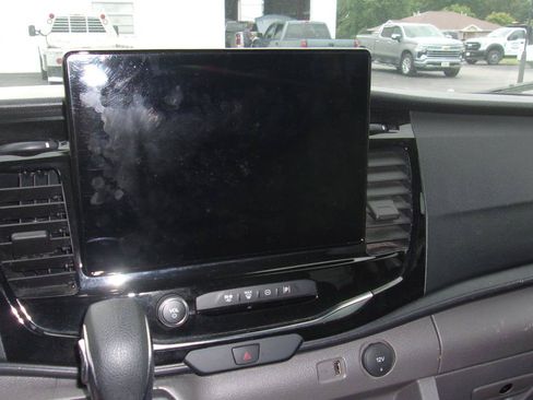 Used 2024 Ford Transit 350 XLT RWD image 10