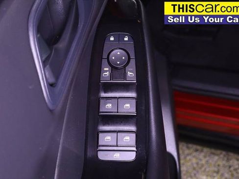 Used 2024 Nissan Rogue S FWD image 31
