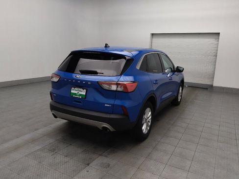 Used 2020 Ford Escape SE image 9