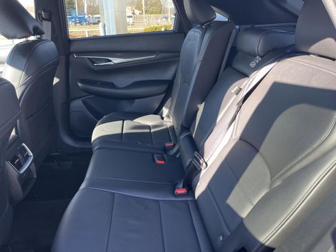 Certified 2025 INFINITI QX55 Luxe w/ Cargo Package image 12