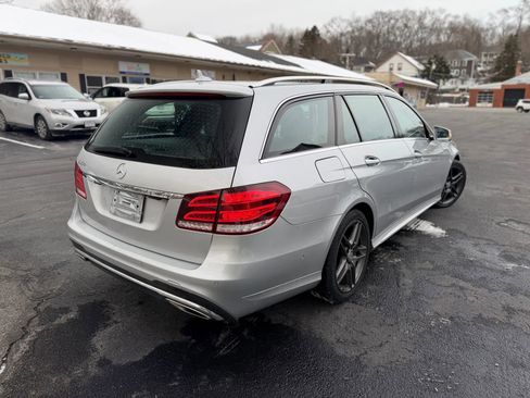 Used 2014 Mercedes-Benz E 350 4MATIC Wagon image 5
