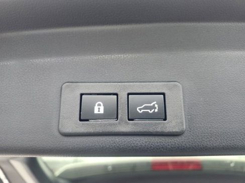 Certified 2026 Subaru Ascent Limited AWD/4WD image 11