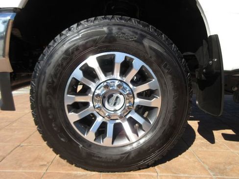 Certified 2022 Ford F350 Lariat w/ Lariat Value Package image 8