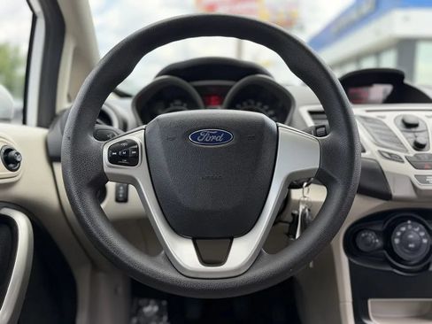 Used 2012 Ford Fiesta SE FWD image 14