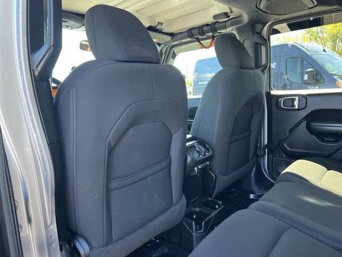 Used 2021 Jeep Wrangler Unlimited Sport AWD/4WD image 24