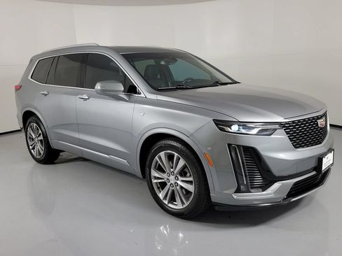 Certified 2024 Cadillac XT6 Premium Luxury FWD image 1