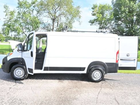 Used 2025 RAM ProMaster 2500 w/ Safety Group FWD image 40