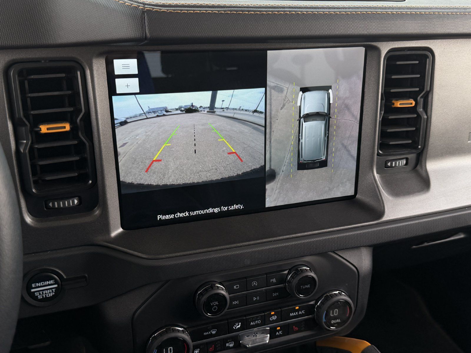 Used 2024 Ford Bronco Badlands AWD/4WD image 19